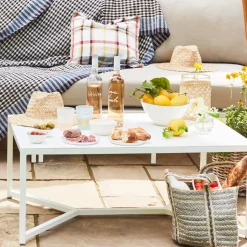 Daylesford Organic Garden Furniture>Kingham Coffee Table, White