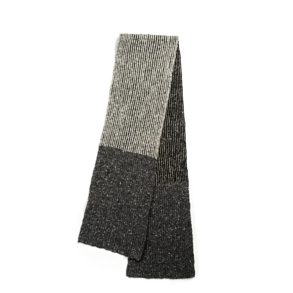 Daylesford Organic Clothing>Mens Shin Scarf Charcoal